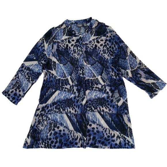 Travelers by Chico's ~Woman Size 2 (Large) ~Multicolor Print Button Front Top - Picture 3 of 12